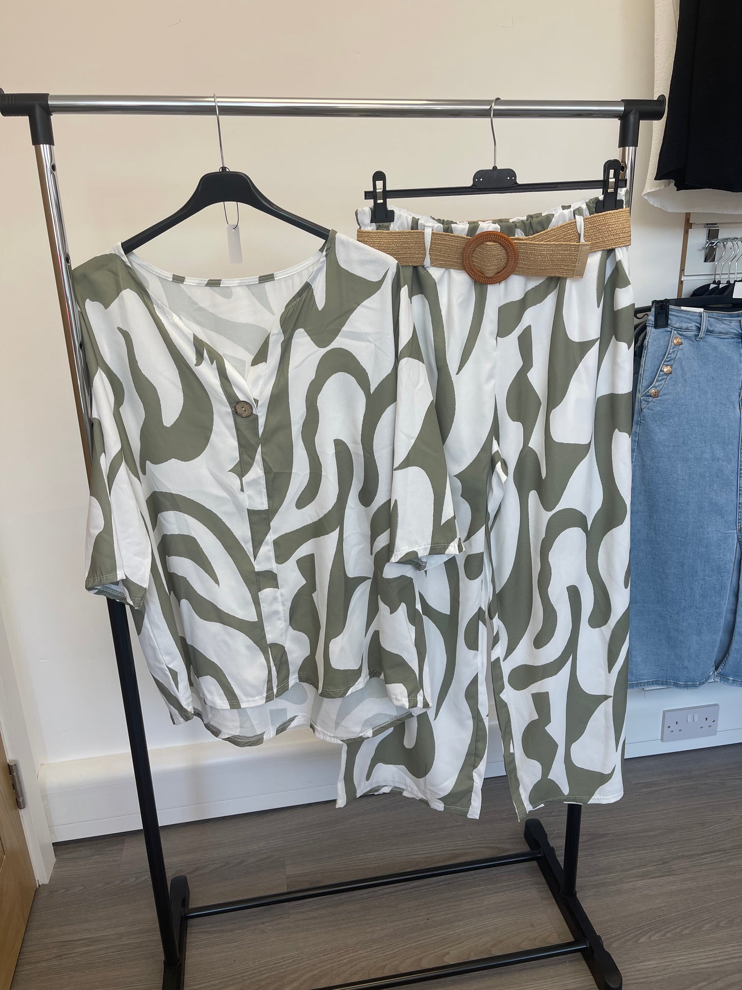 Pattern Co-ord with Belt